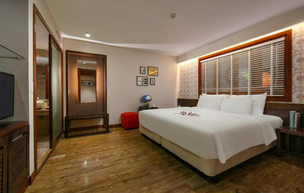 Deluxe Room, Oriental Suites Hotel & Spa 